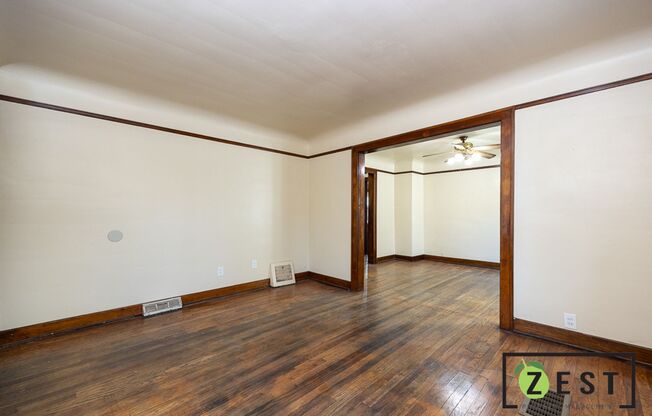 2 beds, 1 bath, $1,000, Unit Unit 1