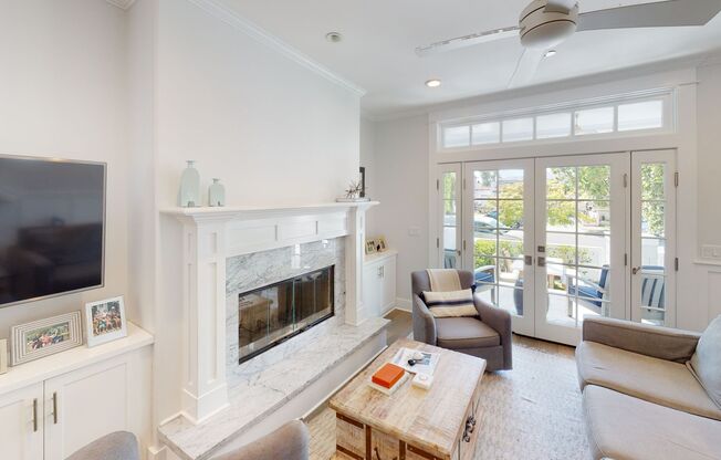 3bed/3.5 Bath School Year Rental