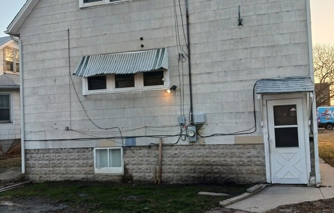 1508 S 1 AVE