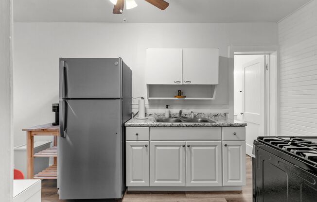 1 bed, 1 bath, 600 sqft, $1,799, Unit 1F