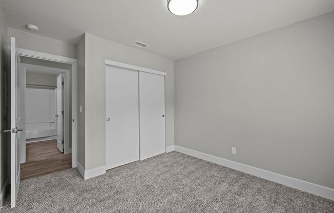 2 beds, 1 bath, 875 sqft, $2,025, Unit 47