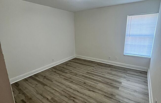 2 beds, 2 baths, $795, Unit S-0208