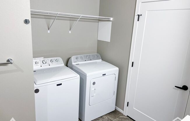 Studio, 1 bath, 558 sqft, $925, Unit 5521-5328