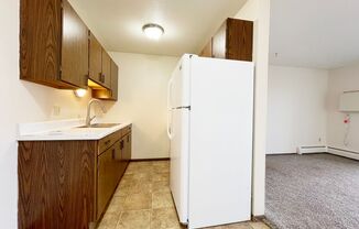 2 beds, 1 bath, 645 sqft, $785, Unit 411-30