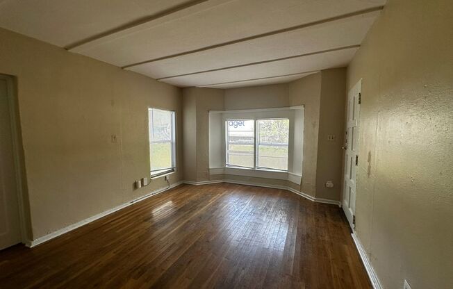 Fagelman Properties #6 (3821 Maplewood Ave)
