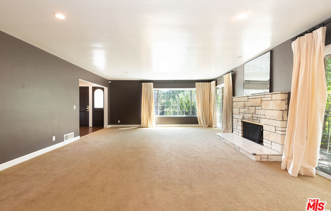 503 N GREENCRAIG RD