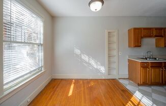 Studio, 1 bath, 593 sqft, $737, Unit 24