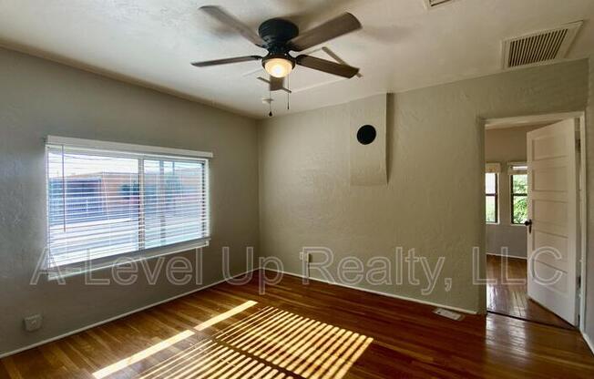 318 N EUCLID AVE