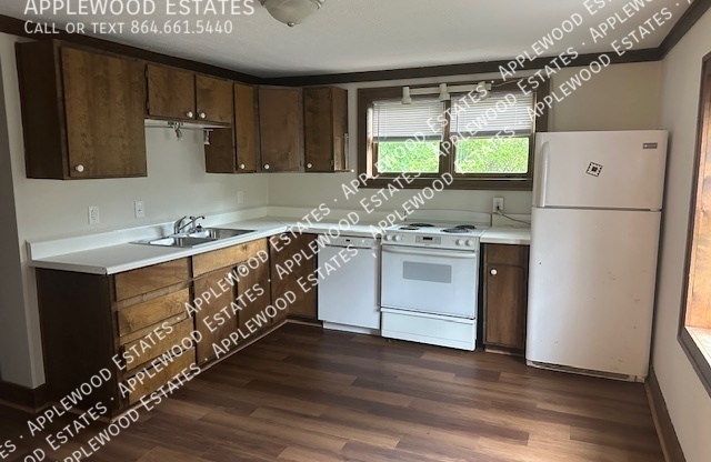 1676 OLD CHARLOTTE ROADUNIT B
