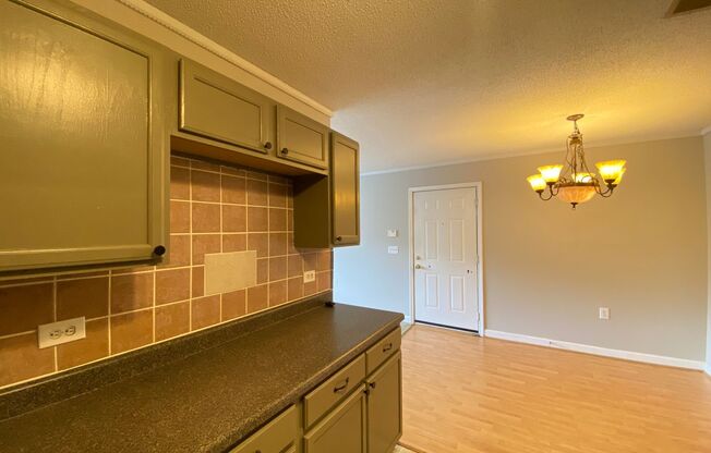 1820 Crest Hollow Drive #204