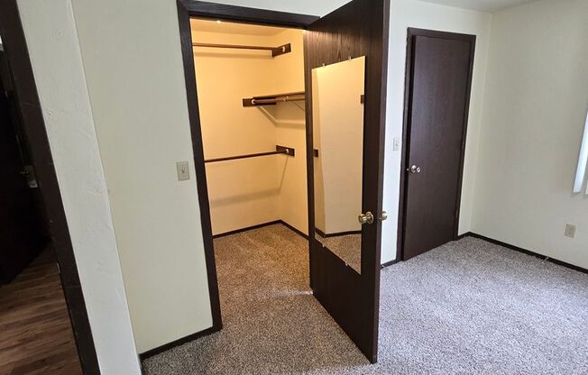 1 bed, 1 bath, 595 sqft, $999, Unit 1608-02