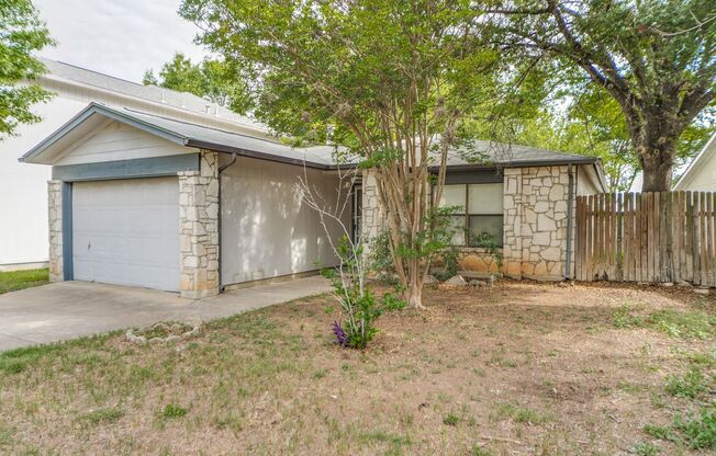 3-BEDROOM IN HUNTERS CHASE, NORTHSIDE ISD