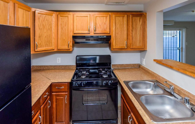 Renovated 3-Bedroom Apartment in Prime SE DC Location!!