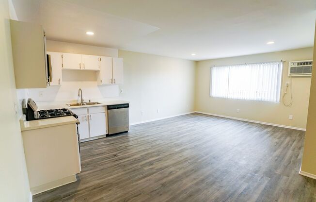226 South Serrano