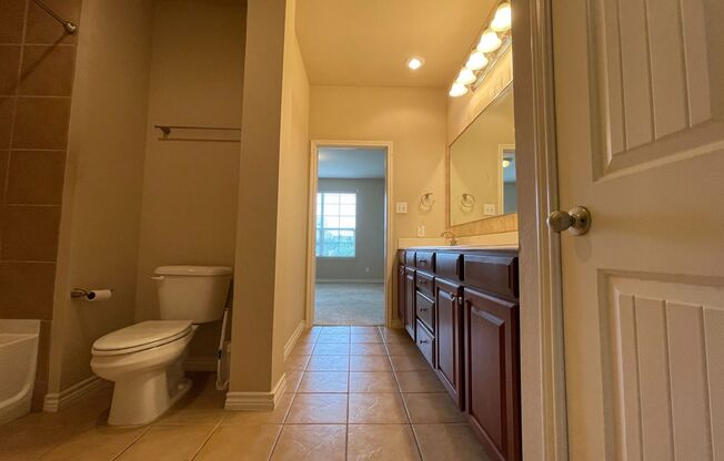 2 beds, 2 baths, 1,250 sqft, $1,699, Unit 1320