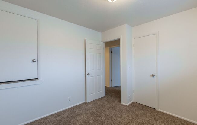 3 beds, 2 baths, 1,400 sqft, $1,700, Unit A