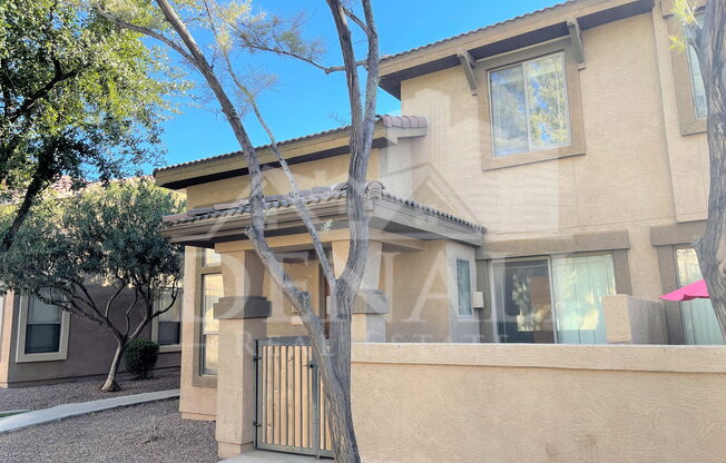 2 beds, 2.5 baths, 1,385 sqft, $1,995, Unit Unit 1114