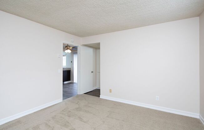 1 bed, 1 bath, 675 sqft, $1,995, Unit 34