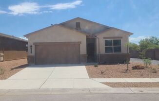 4 bed 2 bath Energy Efficient Home!