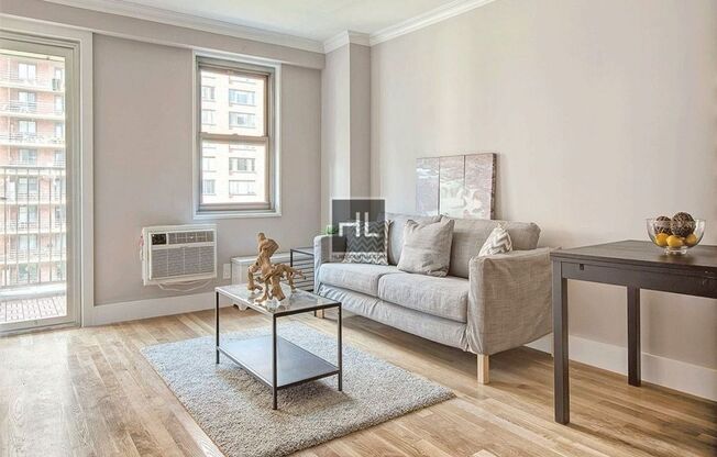 3 beds, 2 baths, 1,000 sqft, $7,295, Unit 11R