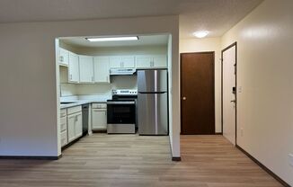 2 beds, 1 bath, 850 sqft, $1,550, Unit 2404