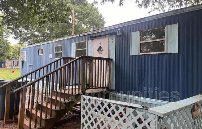 9000 FAIRES RD