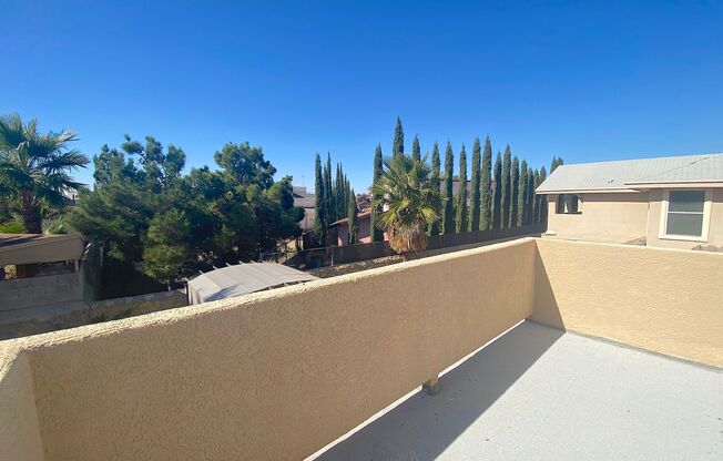 3 beds, 2.5 baths, $1,900