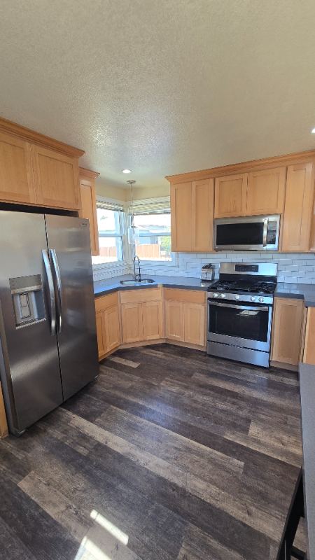 1269 147 AVE