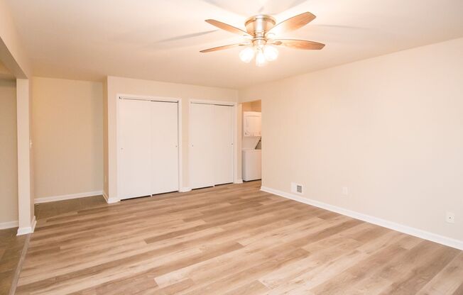 1 bed, 2 baths, 990 sqft, $1,950, Unit A12