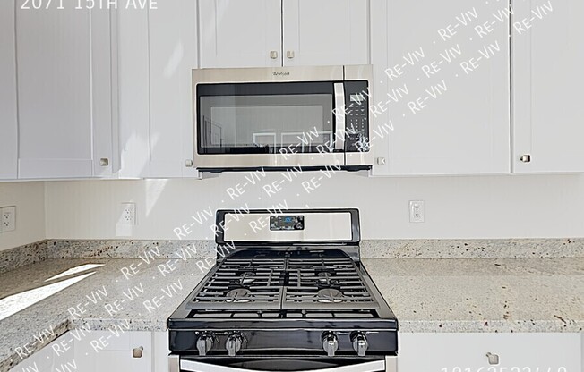 2071 15th Ave