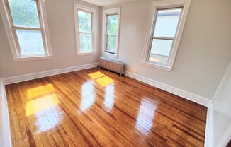 300 SWINTON AVE