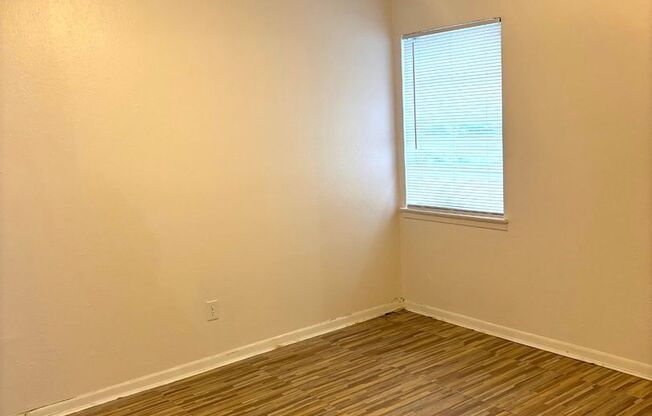 Pleasun Apartments at  Pleasant