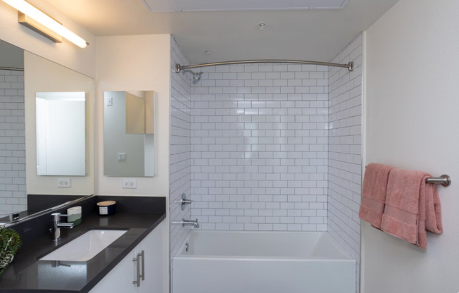1 bed, 1 bath, 591 sqft, $2,423, Unit 112