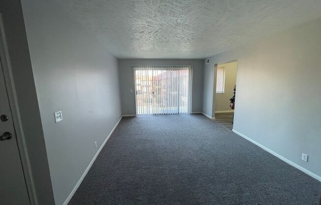 1 bed, 1 bath, 645 sqft, $747, Unit 2105-6P