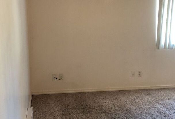 1 bed, 1 bath, 420 sqft, $585, Unit 8257