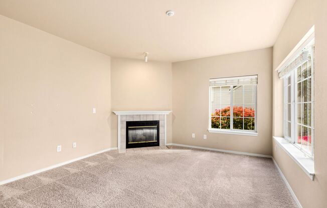 Spacious 2 bedroom 2.5 Townhome in Essex Park!!