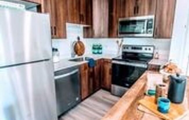 1 bed, 1 bath, 570 sqft, $1,425, Unit 31