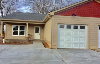 Court Square Town Homes With 1 Car Attached Garage