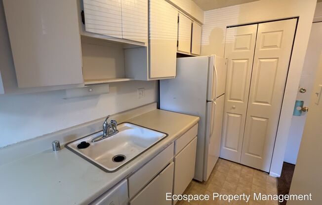 1 bed, 1 bath, $1,195