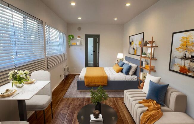 Runyon Canyon Properties, LLC (1636 N. Fuller Avenue)