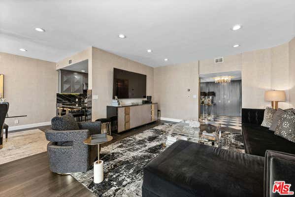 1 bed, 2 baths, 1,518 sqft, $6,499, Unit 903