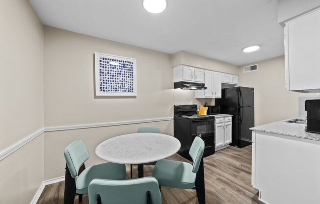 2 beds, 1 bath, $2,100, Unit 145