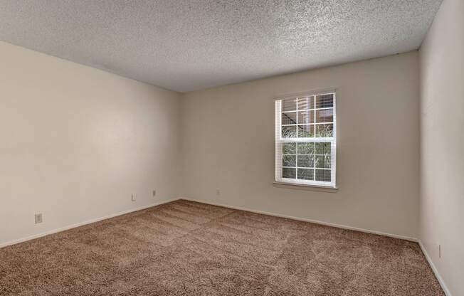 The Bradford Living Room Apartment rental near Odesssa, TX