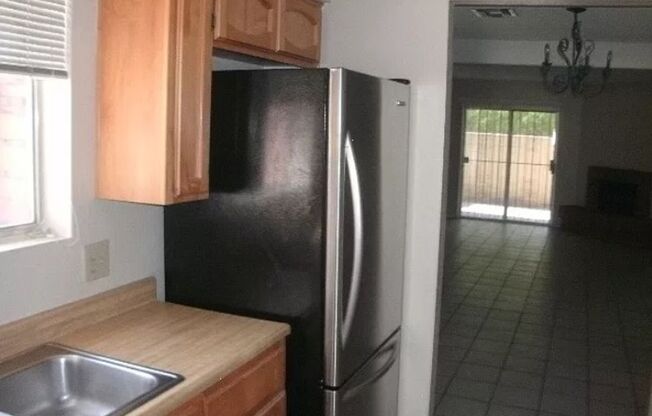 2 beds, 2 baths, $1,700