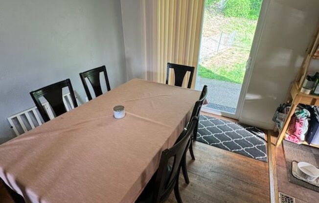 Spacious Split Level in Baldwin for Rent- Hardwood floors and Garage!