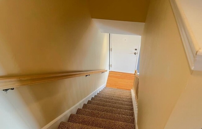 2 beds, 1.5 baths, 1,028 sqft, $2,450, Unit H305