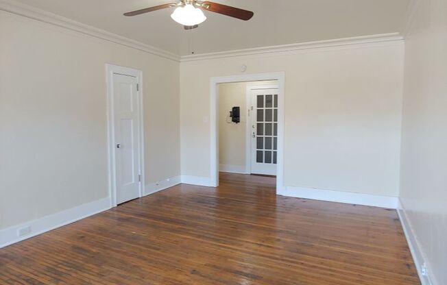 Studio, 1 bath, 430 sqft, $1,150, Unit 512