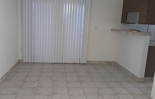 3 beds, 2 baths, $1,500