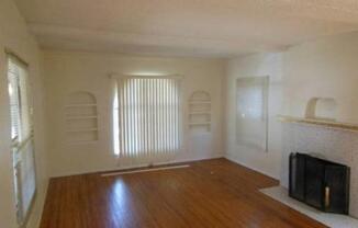 2 beds, 1 bath, 1,283 sqft, $3,500