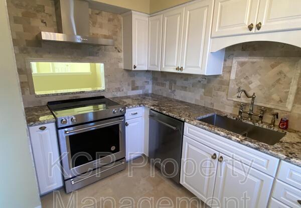 2600 BROOKEN HL DR